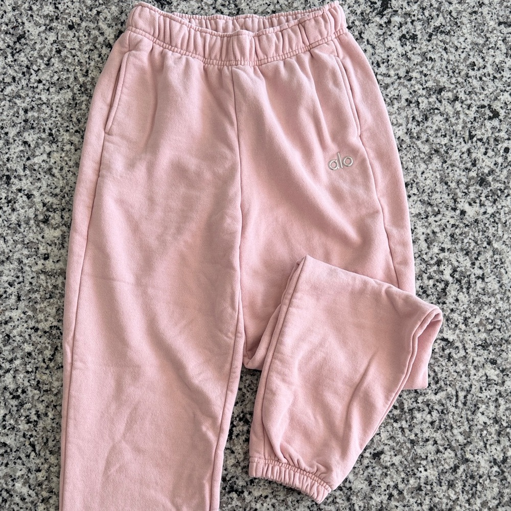 ALO Yoga Light Pink Fleece Joggers